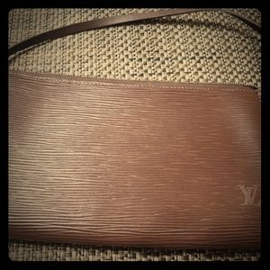 Louis Vuitton pouchette